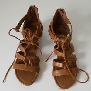 Barely worn brown sandal